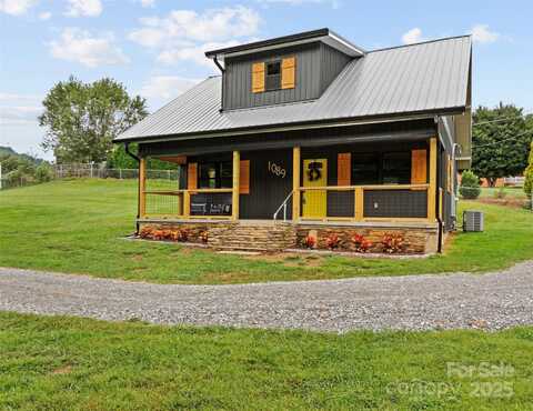 1089 Ratcliff Cove Road, Waynesville, NC 28786