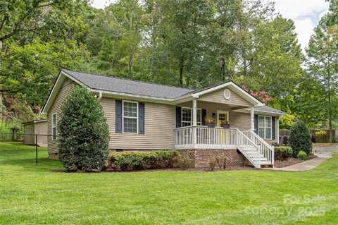 708 Stoney Mountain Road, Hendersonville, NC 28791