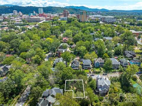 99999 Blake Street, Asheville, NC 28801