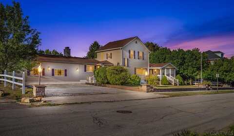 123 E Garrett St, Somerset, PA 15501