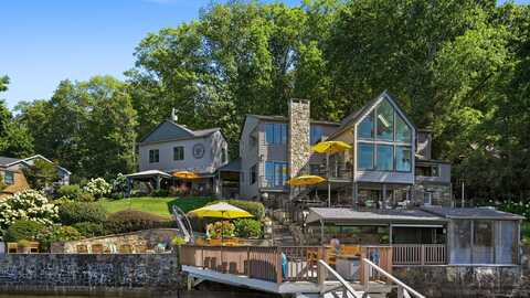 5 Shady Knolls, Danbury, CT 06811