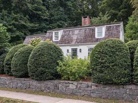 38 Grove Street, Essex, CT 06426