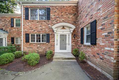 27 Tunxis Village, Farmington, CT 06032