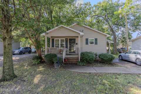 407 S Washington Avenue, Brownsville, TN 38012