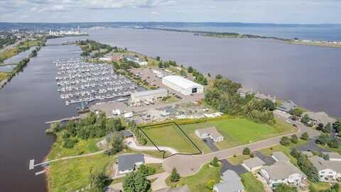 550 Marina Dr, Superior, WI 54880