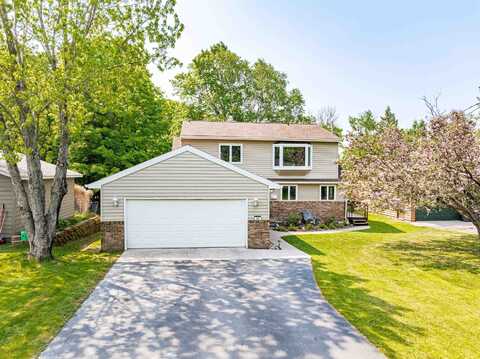 540 W Redwing St, Duluth, MN 55803
