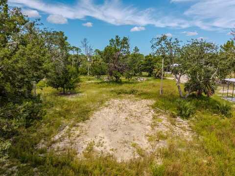 2 Seventh St, Steinhatchee, FL 32359