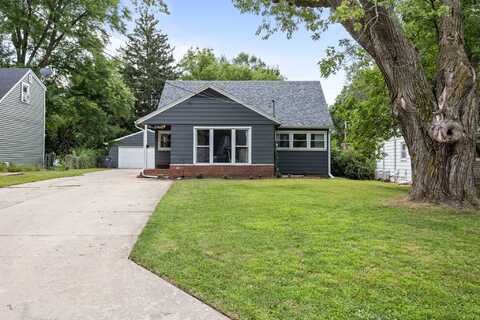 1502 Linden Lane, Des Moines, IA 50315