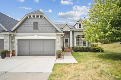 4710 105th Court, Urbandale, IA 50322