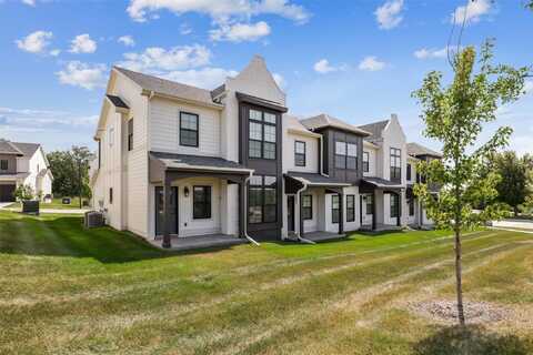14136 Wilden Drive, Urbandale, IA 50323