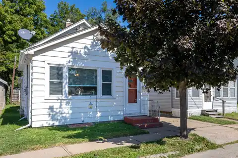 2940 Elm, Dubuque, IA 52001
