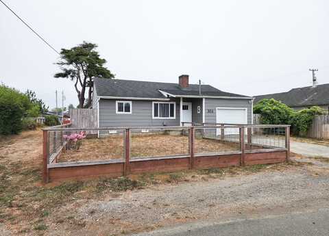306 Butte, Crescent City, CA 95531