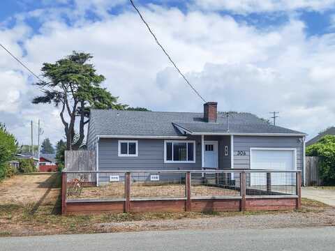 306 Butte, Crescent City, CA 95531