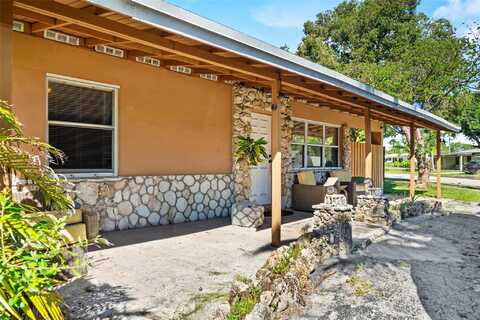 2481 NE 15th Ave, Pompano Beach, FL 33064