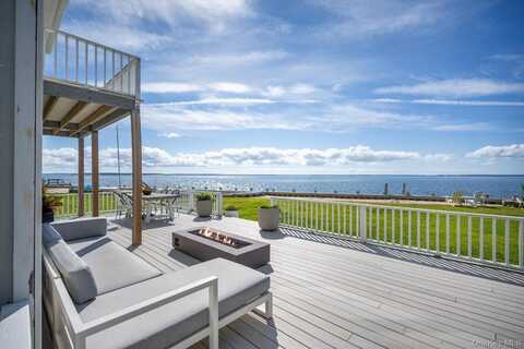 4415 Camp Mineola Road, Mattituck, NY 11952