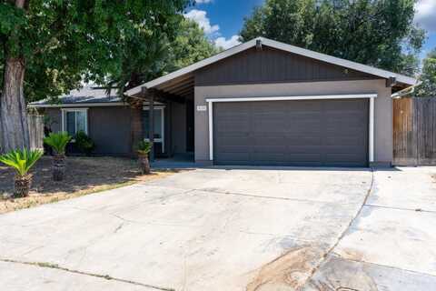 5125 Feemster Court W, Visalia, CA 93277