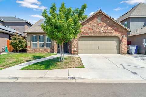 5286 Maruyama Avenue N, Fresno, CA 93723