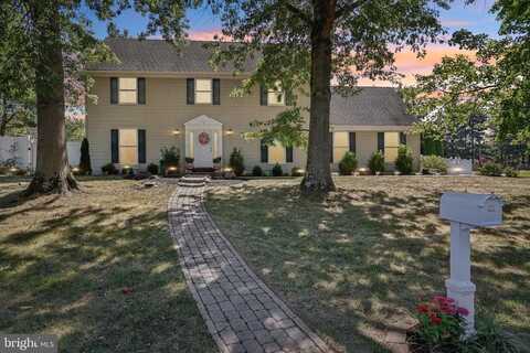 16 PADDOCK DR, LAWRENCE TOWNSHIP, NJ 08648