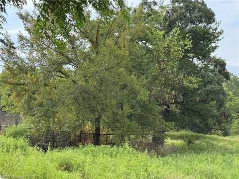 1207 Karl ST, Pocola, OK 74902