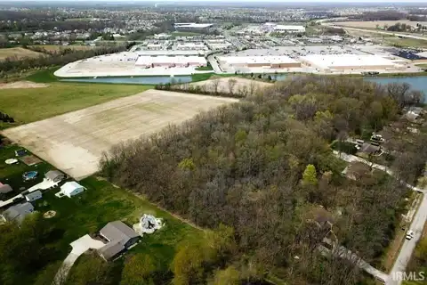 4521 Schwartz Road, New Haven, IN 46774