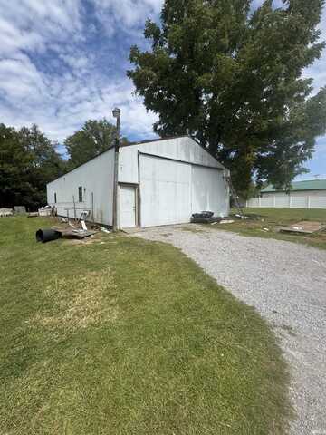 605 S Linda Lane, North Webster, IN 46555