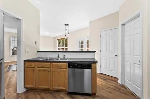 417 KENSINGTON PARC Way, Avondale Estates, GA 30002
