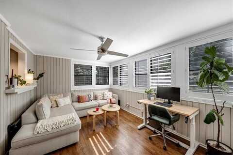 37 La Rue Place NW, Atlanta, GA 30327