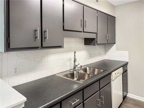 475 Mount Vernon Highway NE, Atlanta, GA 30328