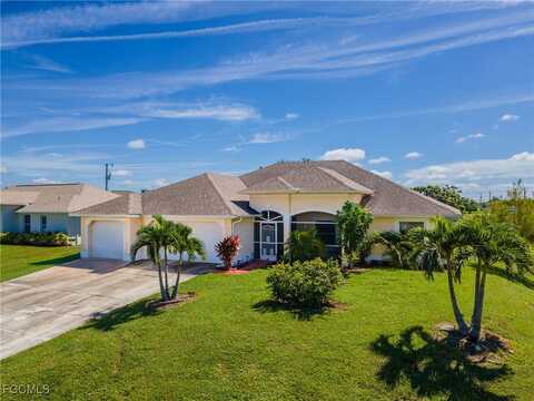 1201 NE 6th Place, Cape Coral, FL 33909