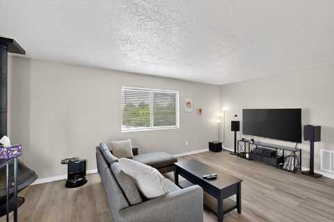 8333 COMANCHE Road NE unit: 16-D, Albuquerque, NM 87110