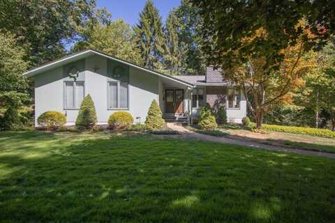 645 FOREST Lane, Franklin, PA 16323