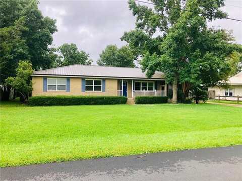 107 South Lake Drive, Brunswick, GA 31525