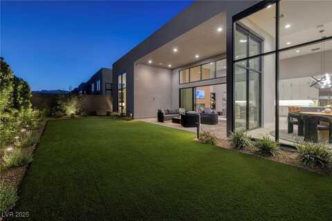 10781 Agate Cliffs Avenue, Las Vegas, NV 89135