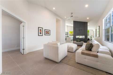 9332 Sienna Vista Drive, Las Vegas, NV 89117