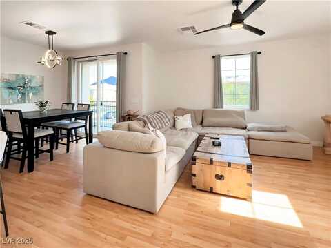 1350 Crystal Hill Lane, Henderson, NV 89012