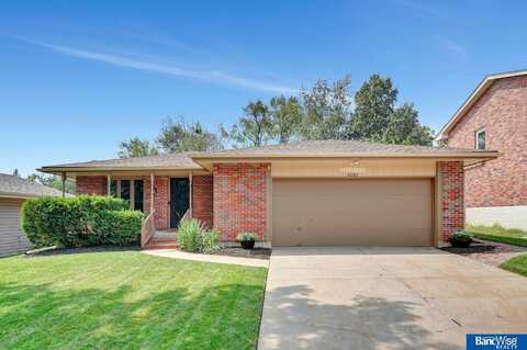 5207 S 53 Street, Lincoln, NE 68516