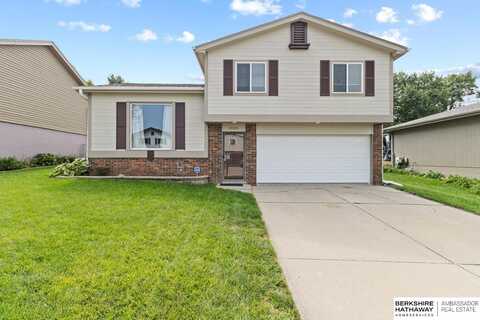 12811 Edna Street, La Vista, NE 68138