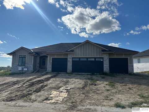 5404 N 196th Avenue, Elkhorn, NE 68022