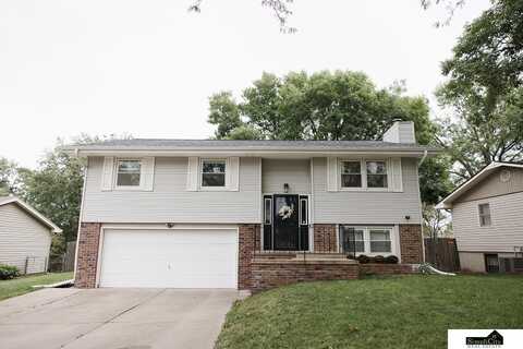 3810 Wildbriar Lane, Lincoln, NE 68516