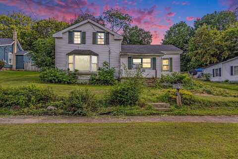 318 Locust Street, Marshall, MI 49068