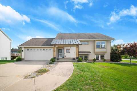 4674 Cider Mill Court NW, Grand Rapids, MI 49534