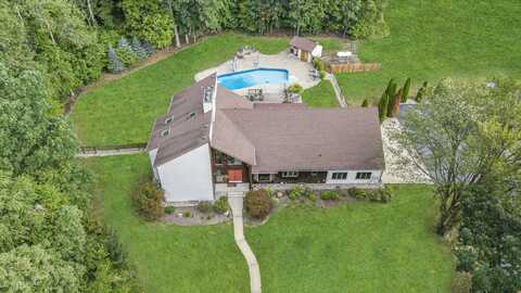 5821 W 88th Street, Fremont, MI 49412