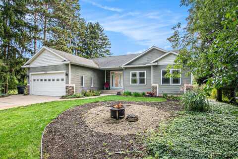 5224 N Weber Road, Whitehall, MI 49461
