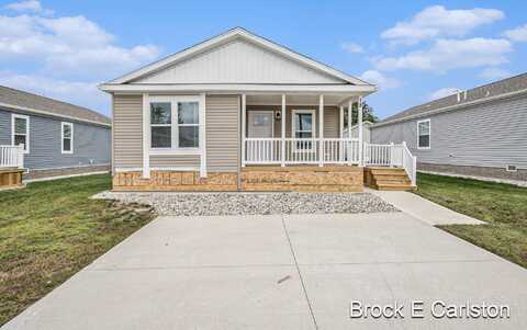 1283 E Ellis Road, Norton Shores, MI 49441