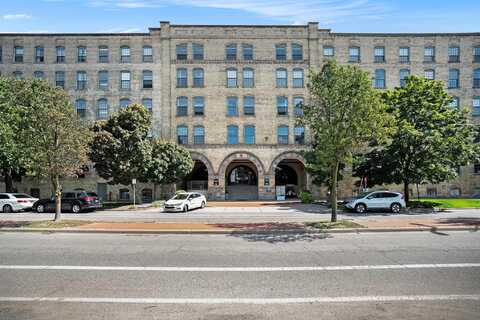 940 Monroe Avenue NW, Grand Rapids, MI 49503