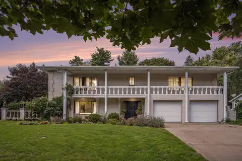1217 El Camino Drive NW, Grand Rapids, MI 49504