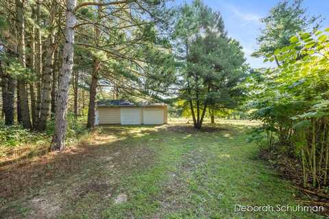 16450 Ritchie Avenue NE, Sand Lake, MI 49343