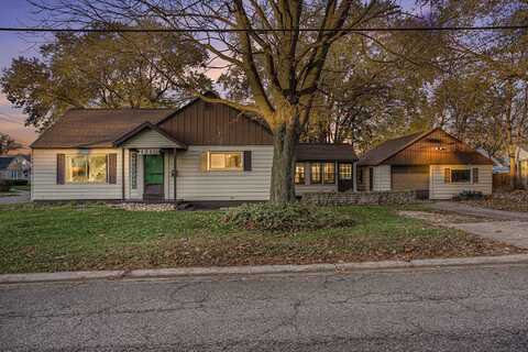 1710 Delwood Avenue SW, Wyoming, MI 49509