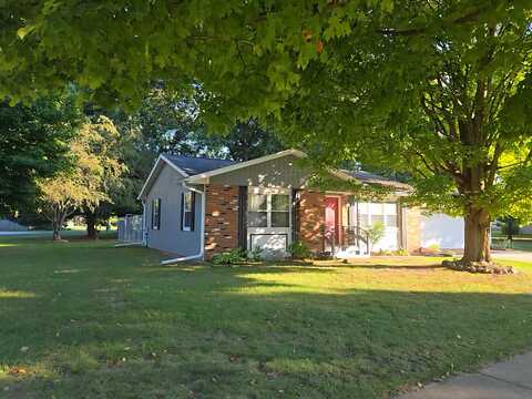 415 W Charlotte Street, Centreville, MI 49032