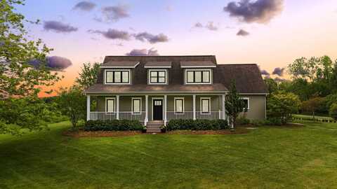2928 Heeney Road, Stockbridge, MI 49285